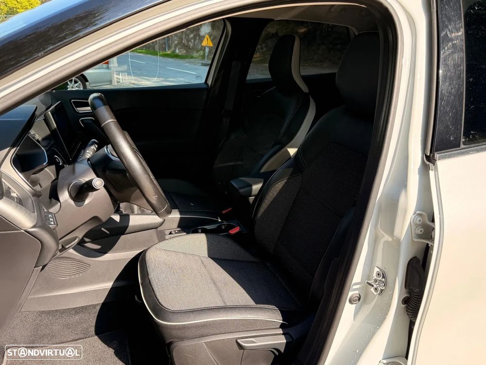 Renault Captur 1.0 TCe Exclusive - 7