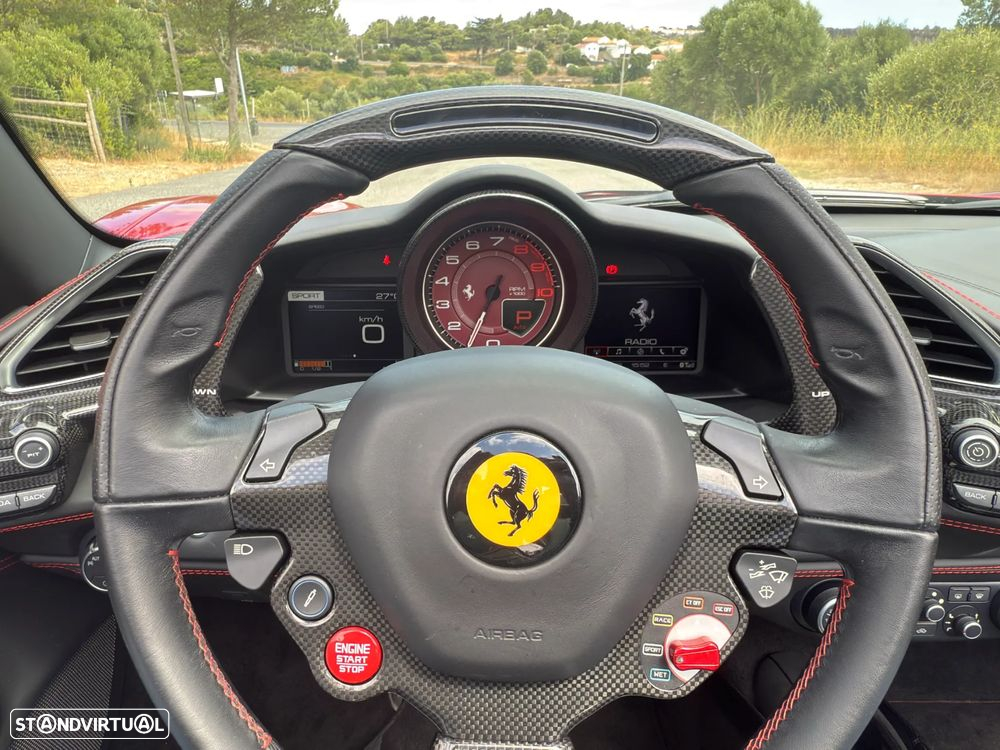 Ferrari 488 Spider - 9