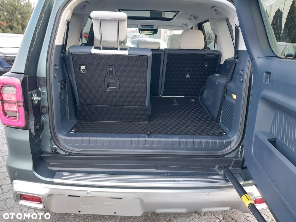 BAIC BJ60 mHEV Flagship 4x4 - 9