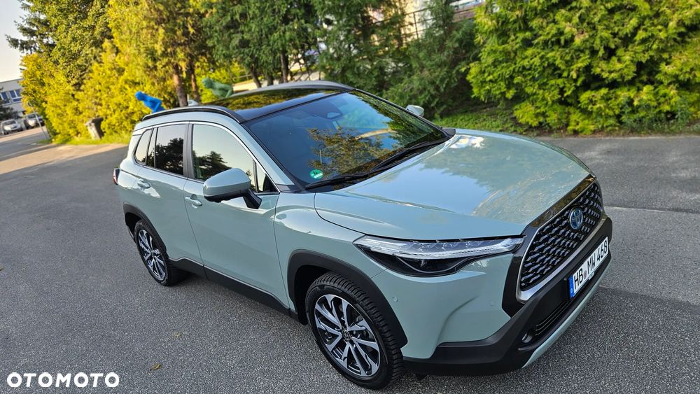 Toyota Corolla Cross 2.0 Hybrid Executive AWD - 18