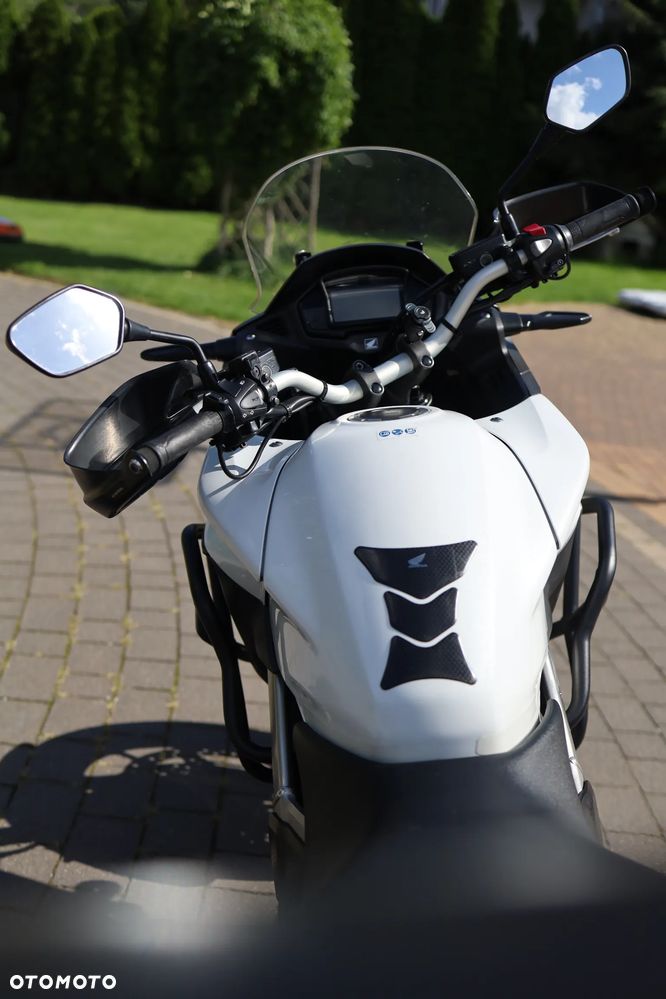 Honda VFR - 17