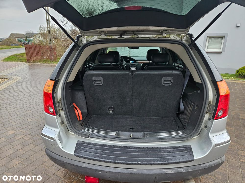 Chrysler Pacifica - 17