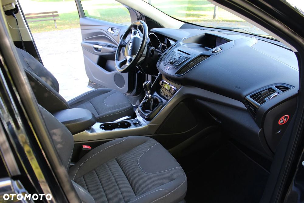 Ford Kuga - 18