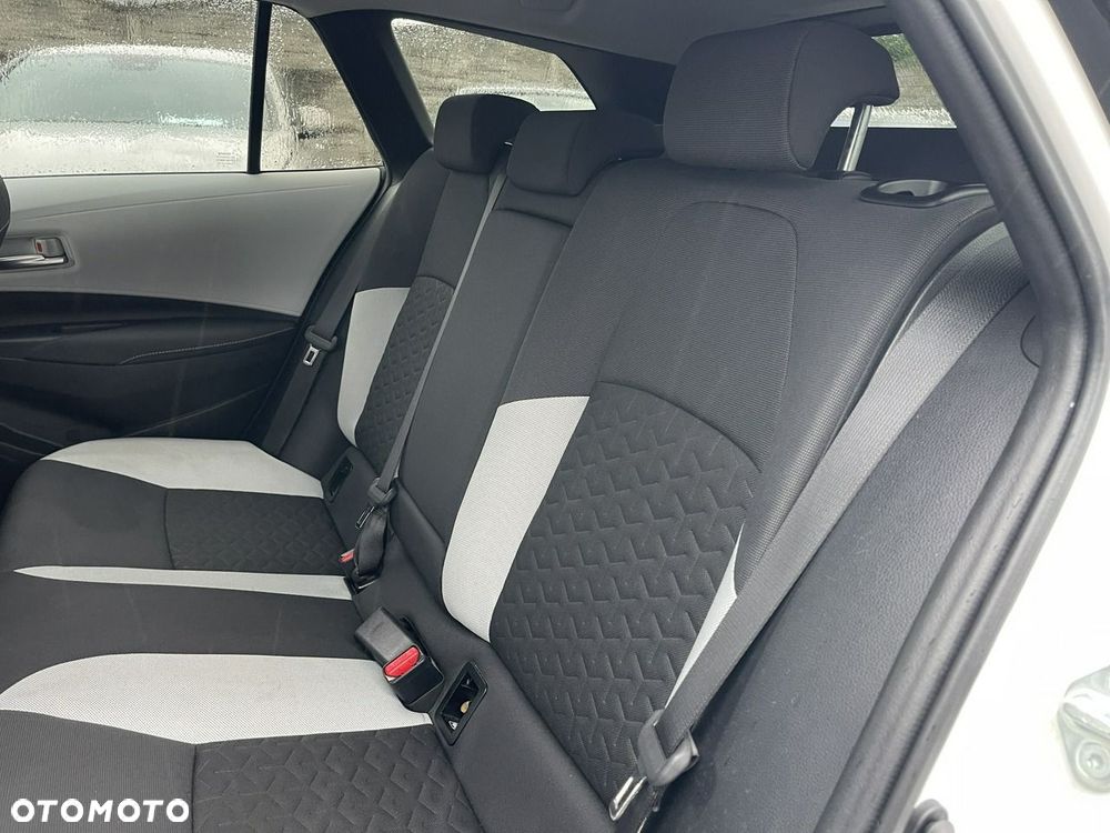 Toyota Corolla 1.8 Hybrid Comfort - 15