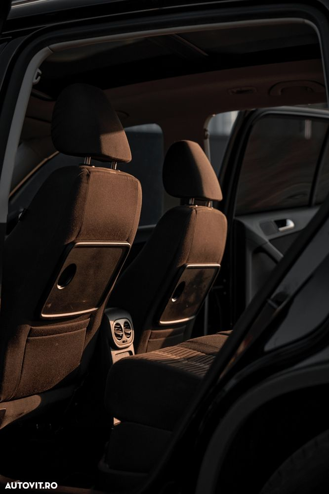 Volkswagen Tiguan 2.0 TDI DPF 4Motion Sport & Style - 23