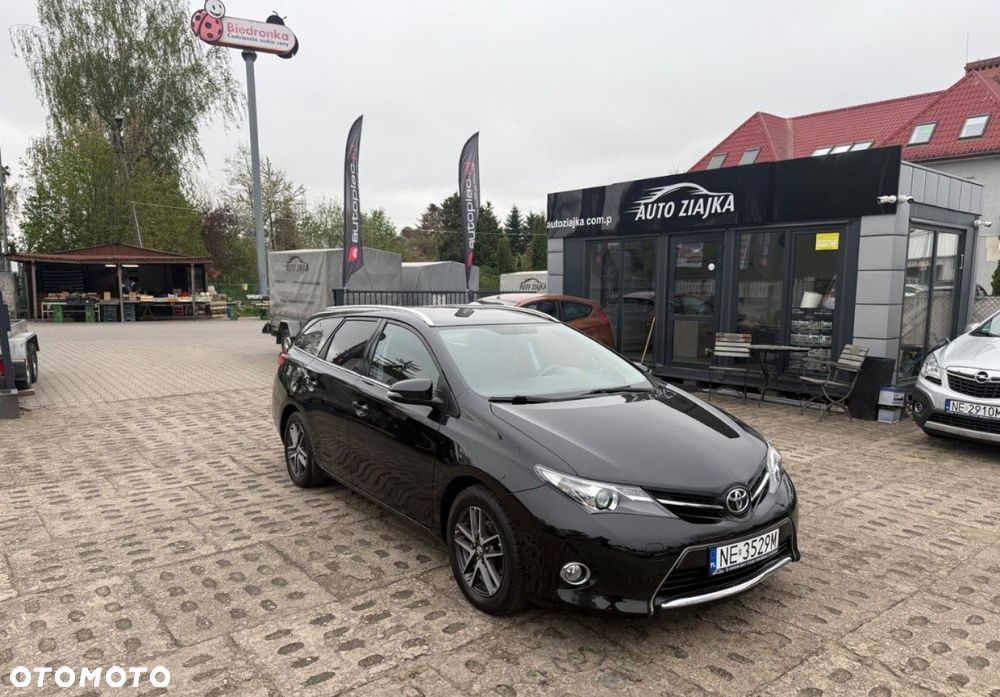 Toyota Auris - 2