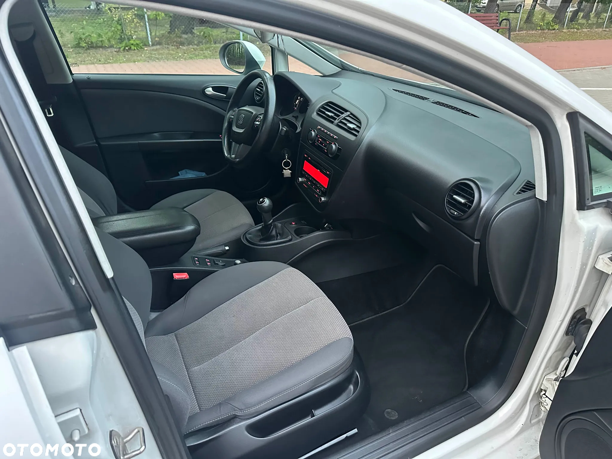 Seat Leon 1.6 TDI DPF Style - 11