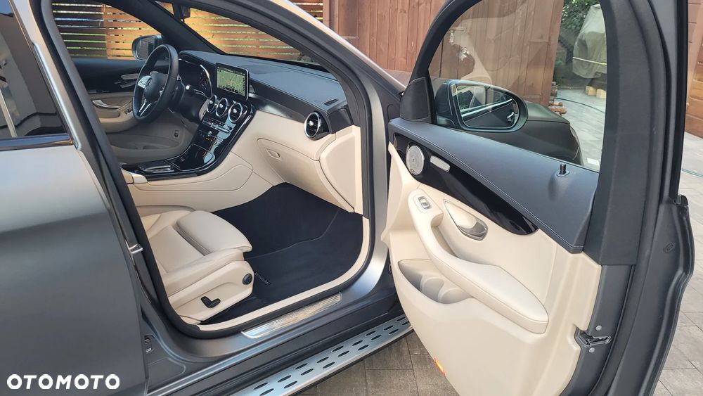 Mercedes-Benz GLC 200 4Matic 9G-TRONIC Exclusive - 14