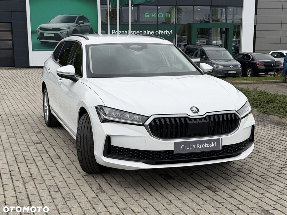 Skoda Superb 2.0 TDI SCR Essence DSG - 4