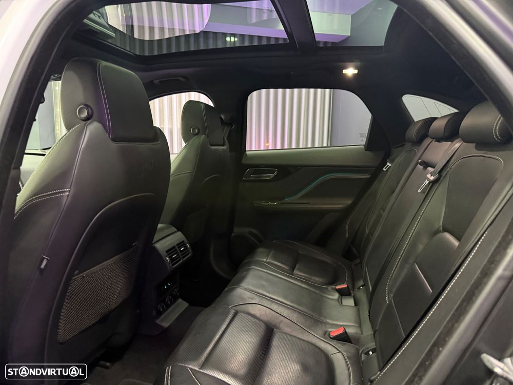 Jaguar F-Pace 2.0 i4D R-Sport Aut. - 12