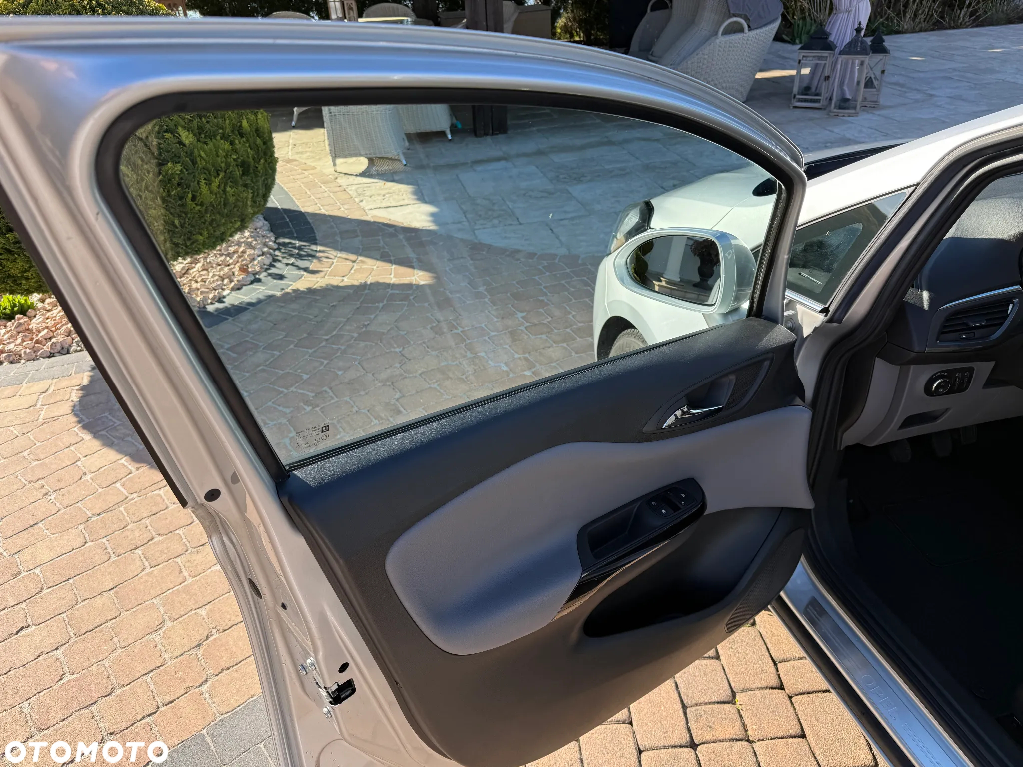 Opel Corsa 1.4 Innovation - 22
