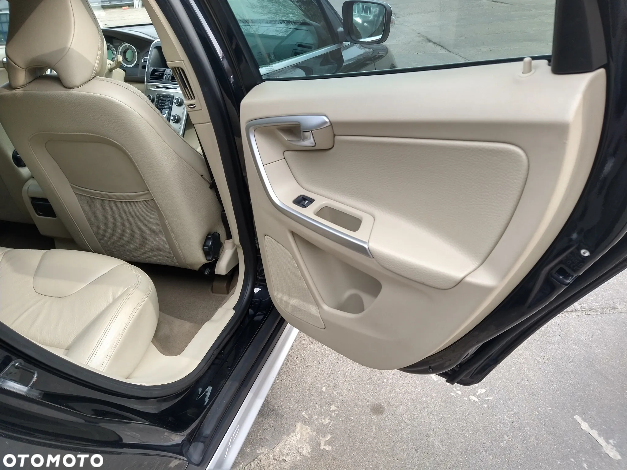 Volvo XC 60 - 23