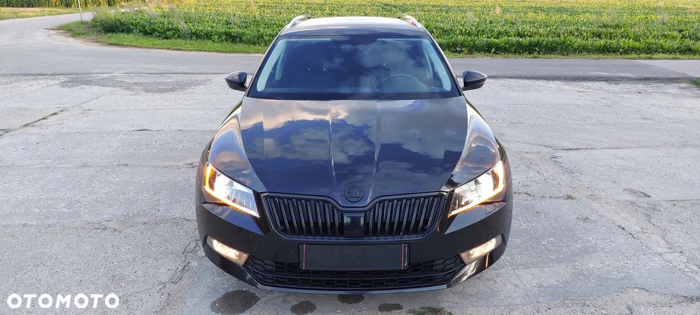 Skoda Superb Combi 1.6 TDI DSG Ambition - 17
