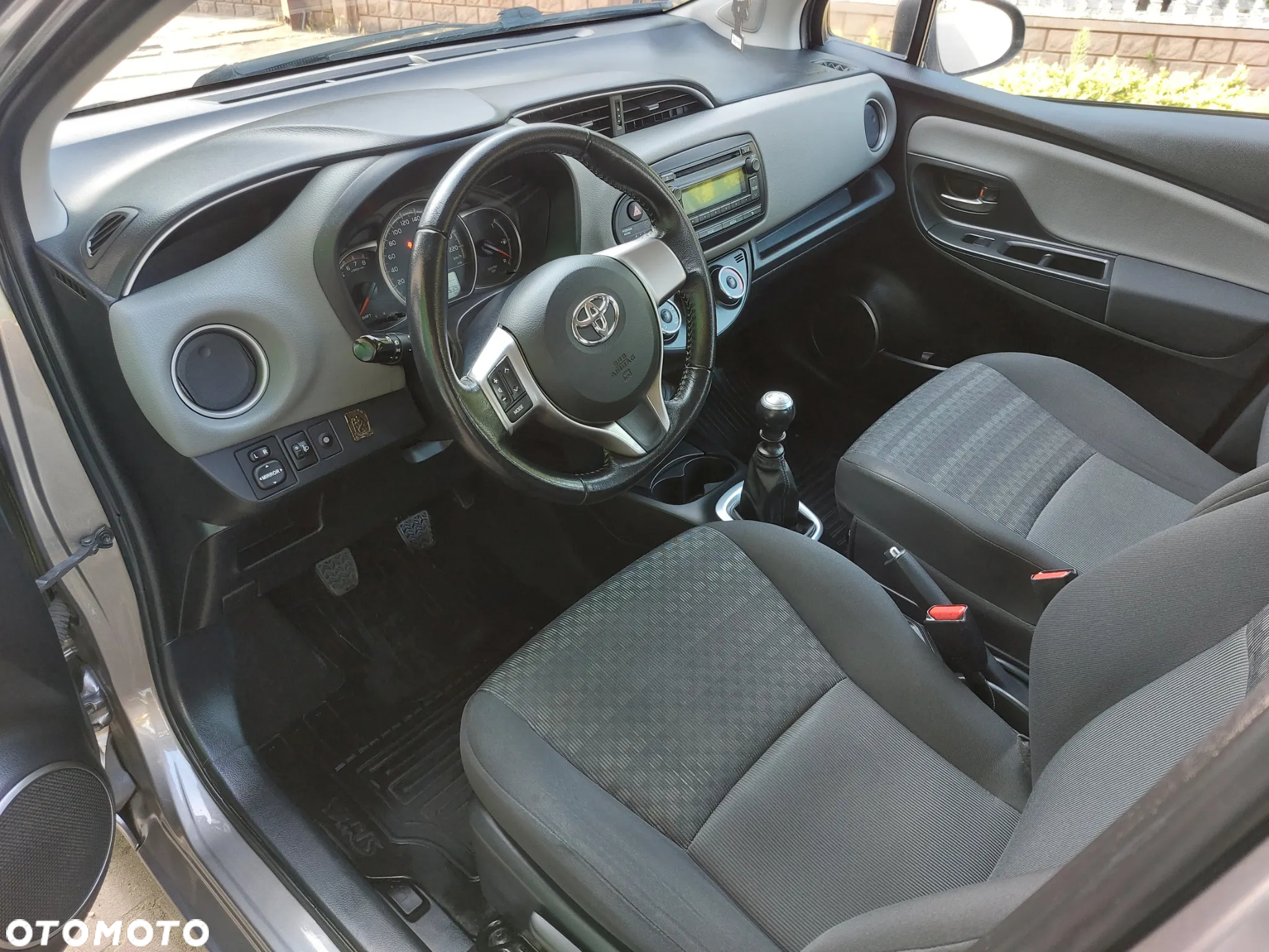 Toyota Yaris 1.33 Active - 12