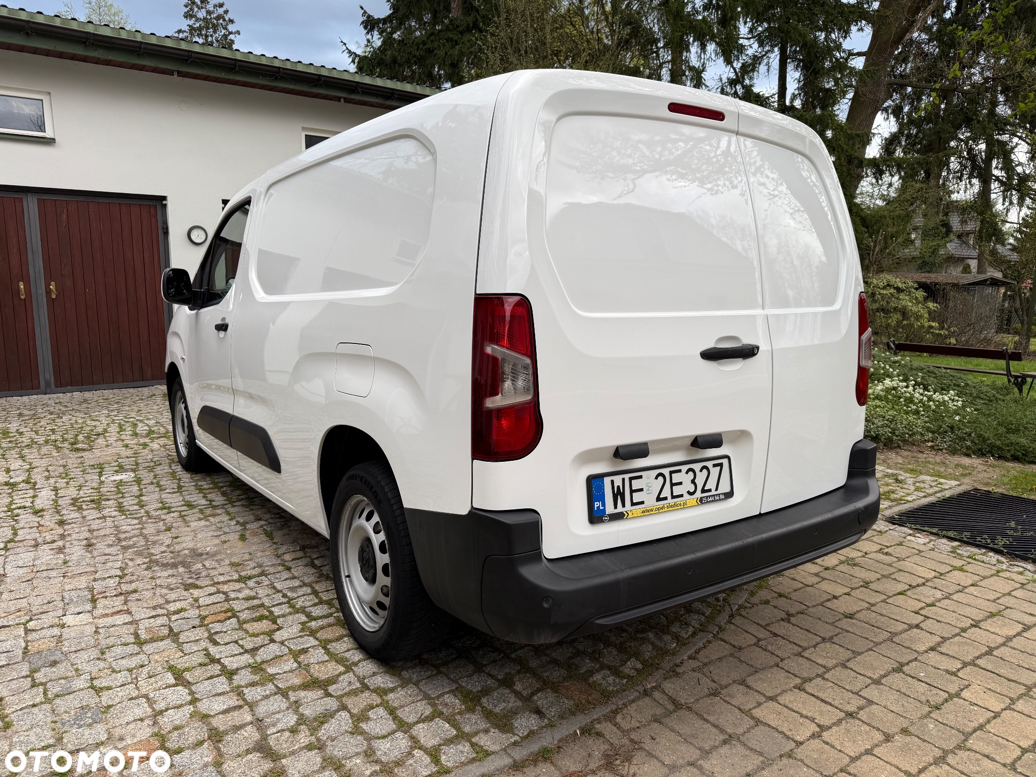 Opel Combo Life 1.2 Turbo S&S - 4