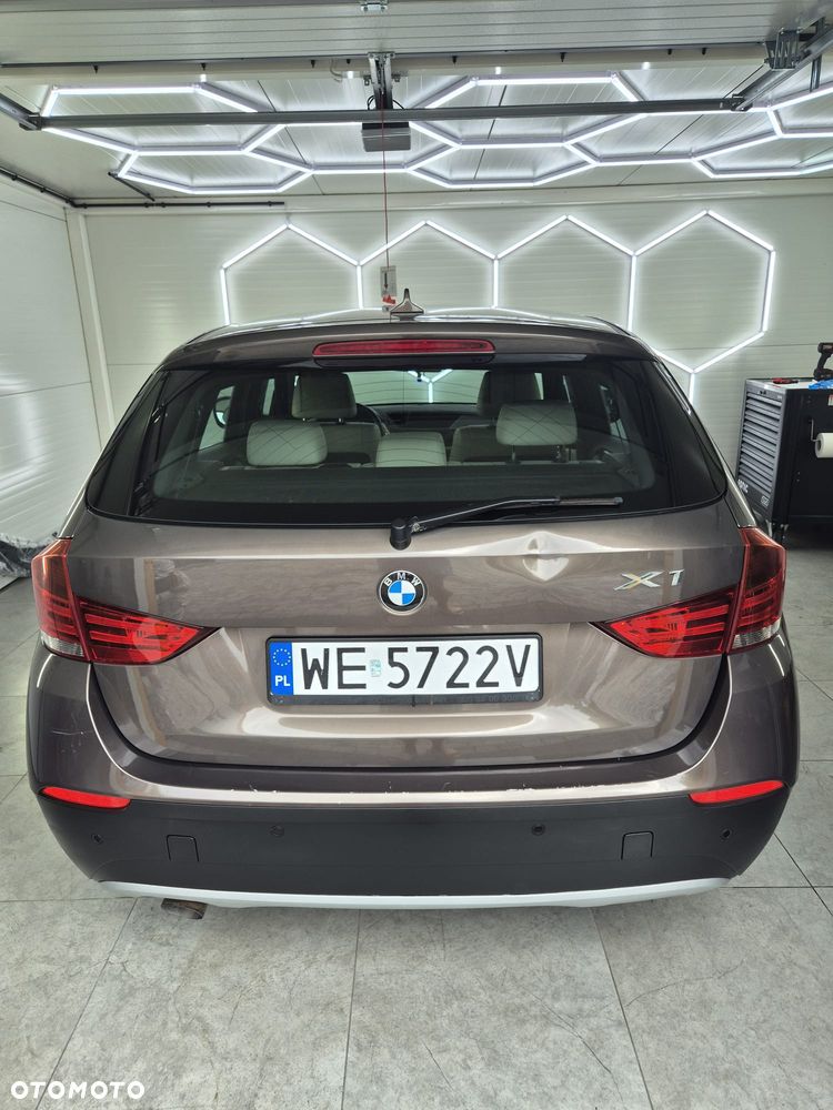 BMW X1 xDrive20d - 6