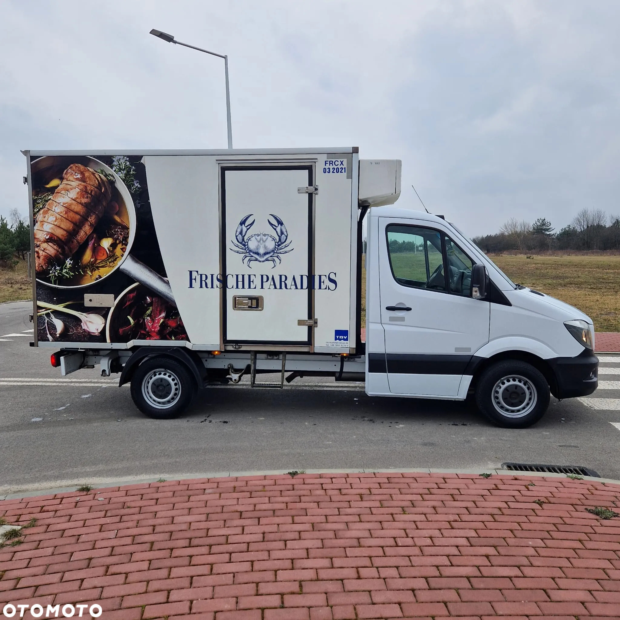 Mercedes-Benz Sprinter - 8