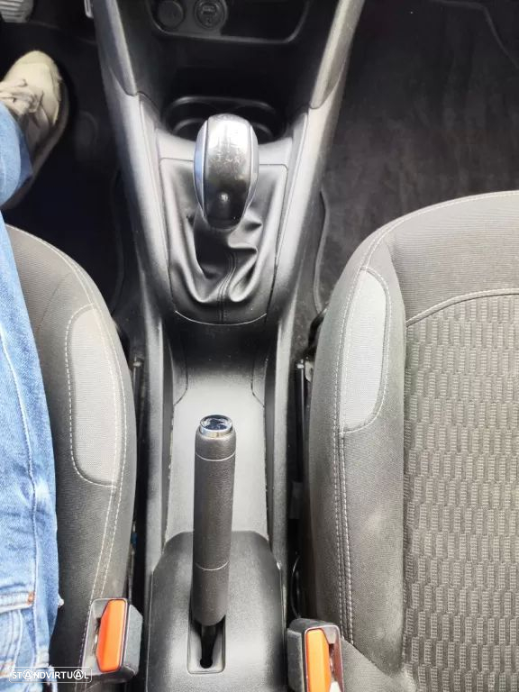 Peugeot 208 1.2 PureTech Style - 39