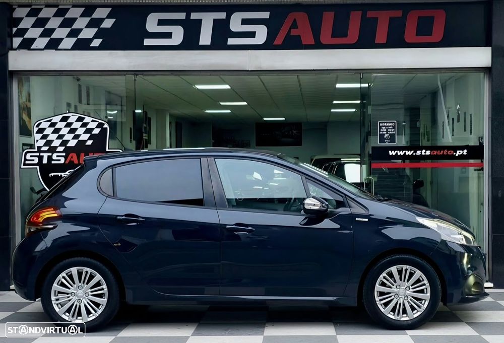 Peugeot 208 1.2 PureTech Style - 13