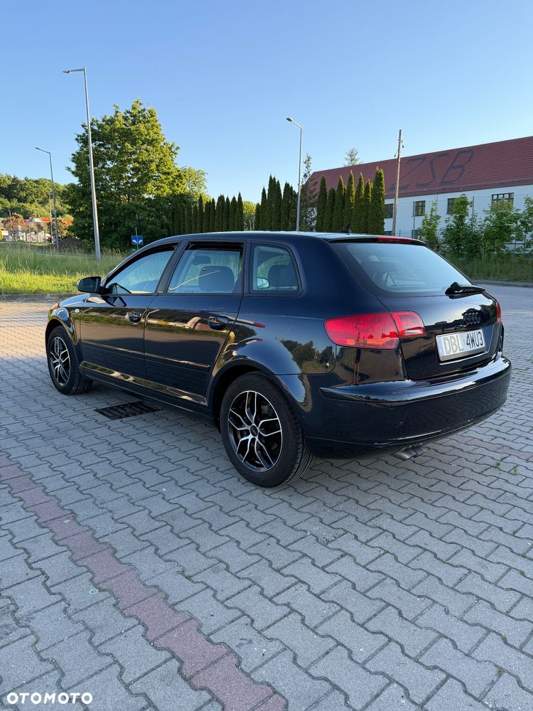 Audi A3 Sportback - 7