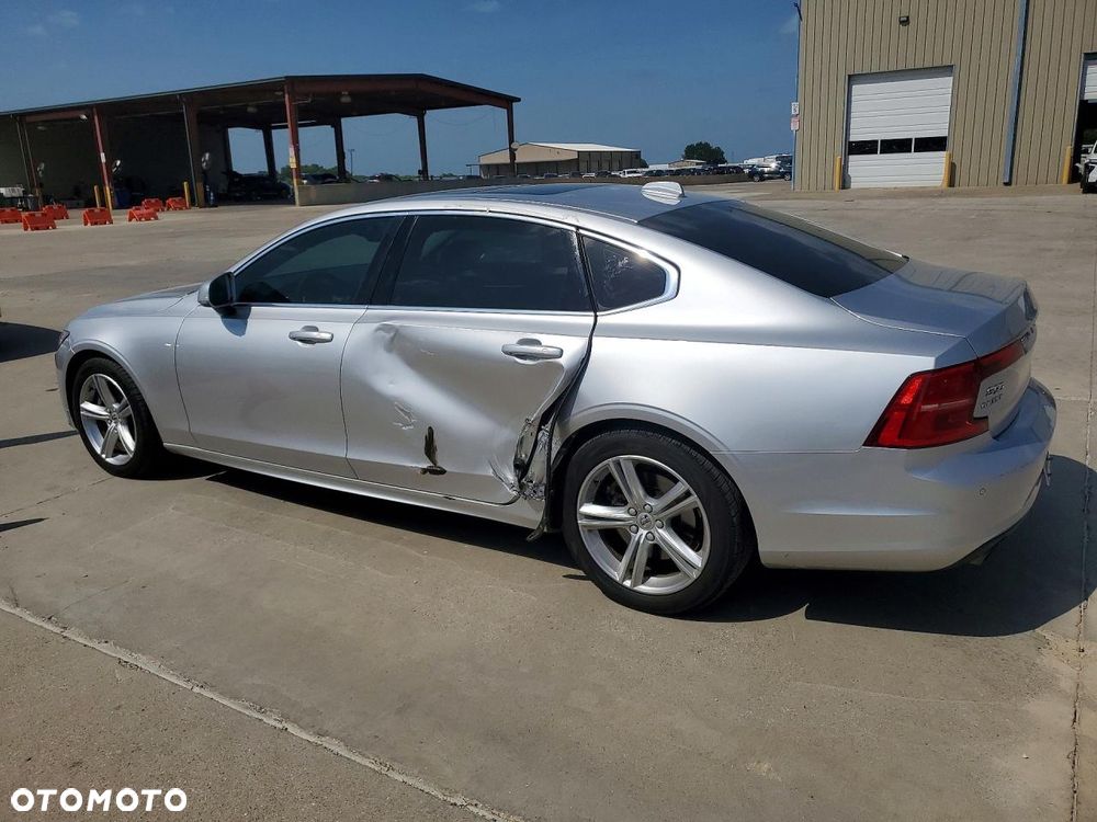 Volvo S90 T5 Geartronic Momentum - 3