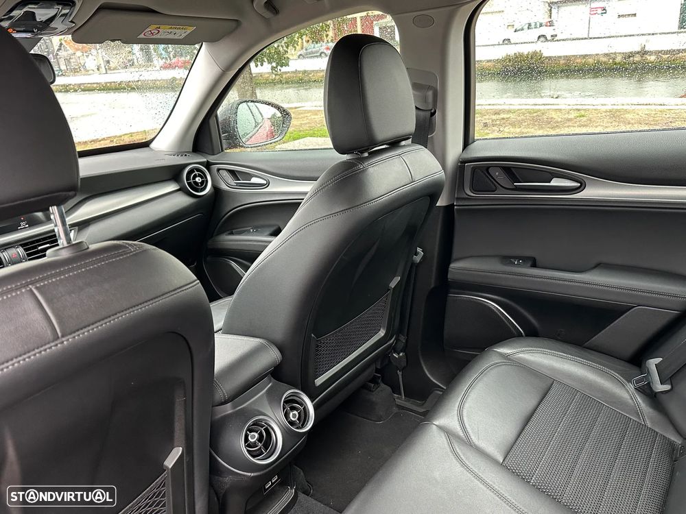 Alfa Romeo Stelvio 2.2 D Super AT8 - 22