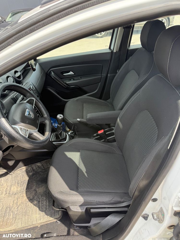 Dacia Duster 1.5 Blue dCi 4WD Prestige - 32