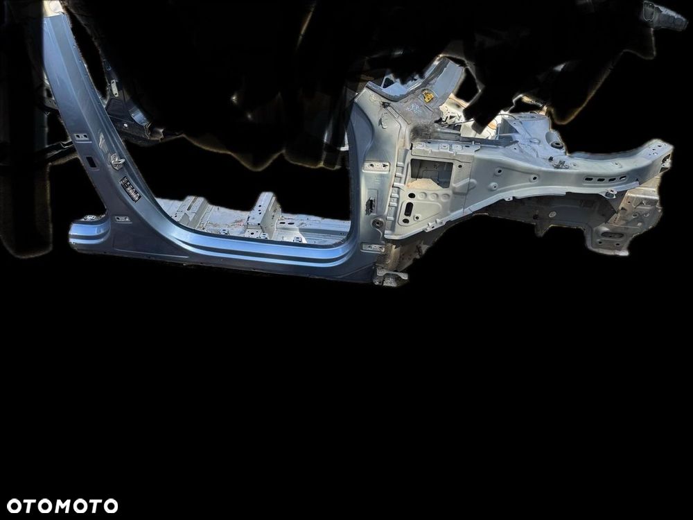 ĆWIARTKA PODŁUŻNICA PRAWY PRZÓD VOLVO XC60 II 2017- W-WA - 1