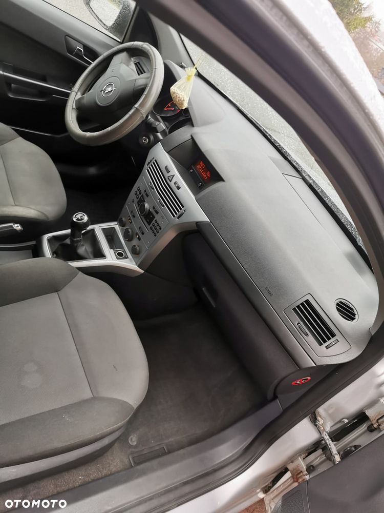 Opel Astra 1.6 - 13
