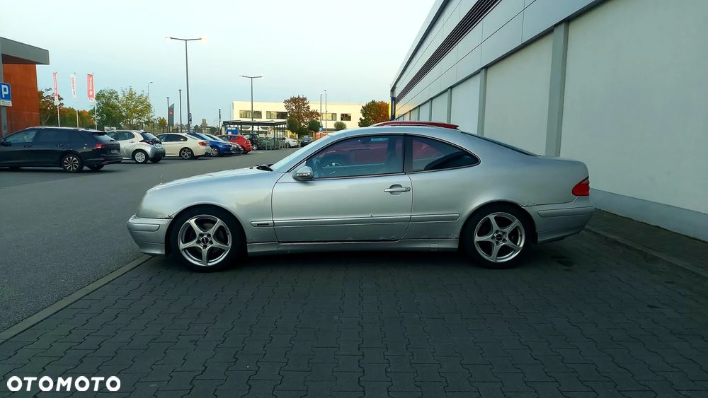Mercedes-Benz CLK 200 - 23