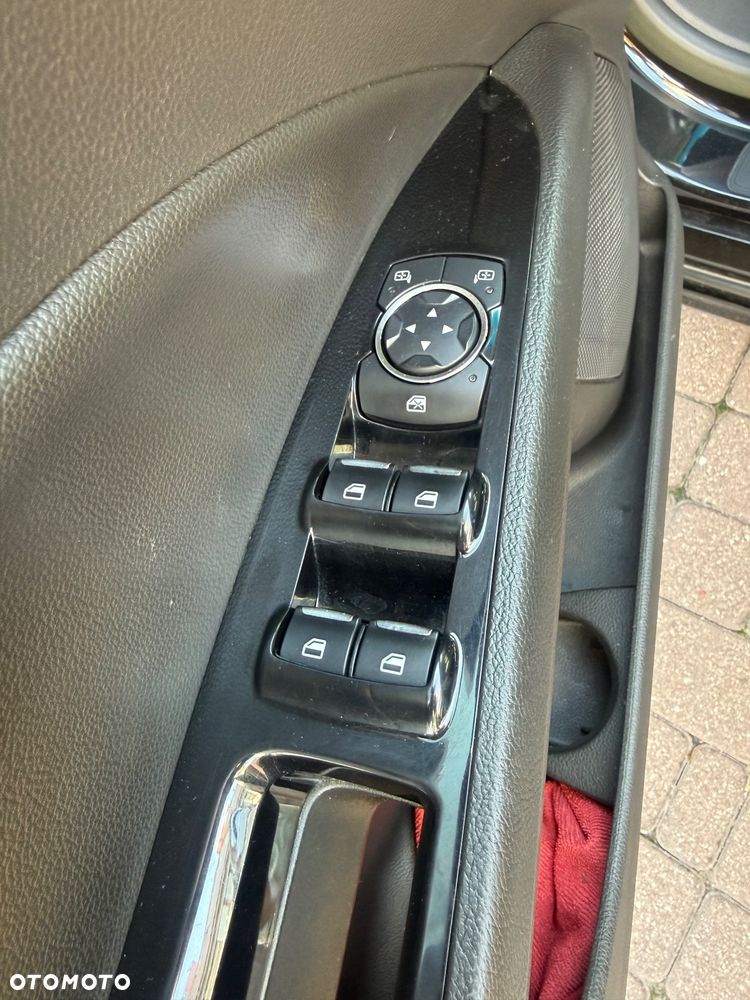 Ford Fusion ver-2-0-ecoboost-titanium - 19