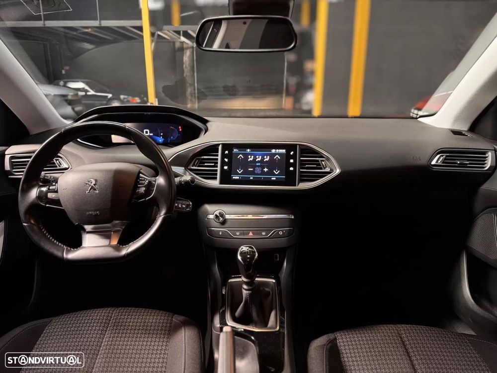 Peugeot 308 SW 1.5 BlueHDi Style - 11