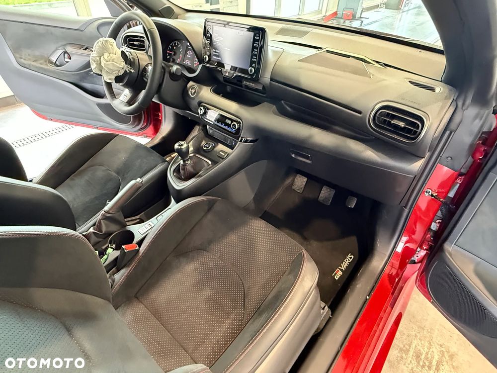 Toyota Yaris GR mit High-Performance-Paket - 12