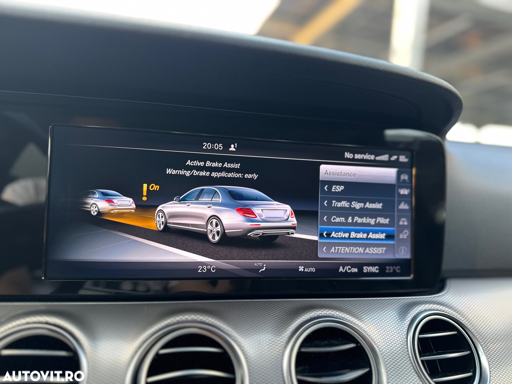 Mercedes-Benz E 220 d 4MATIC Aut. - 22