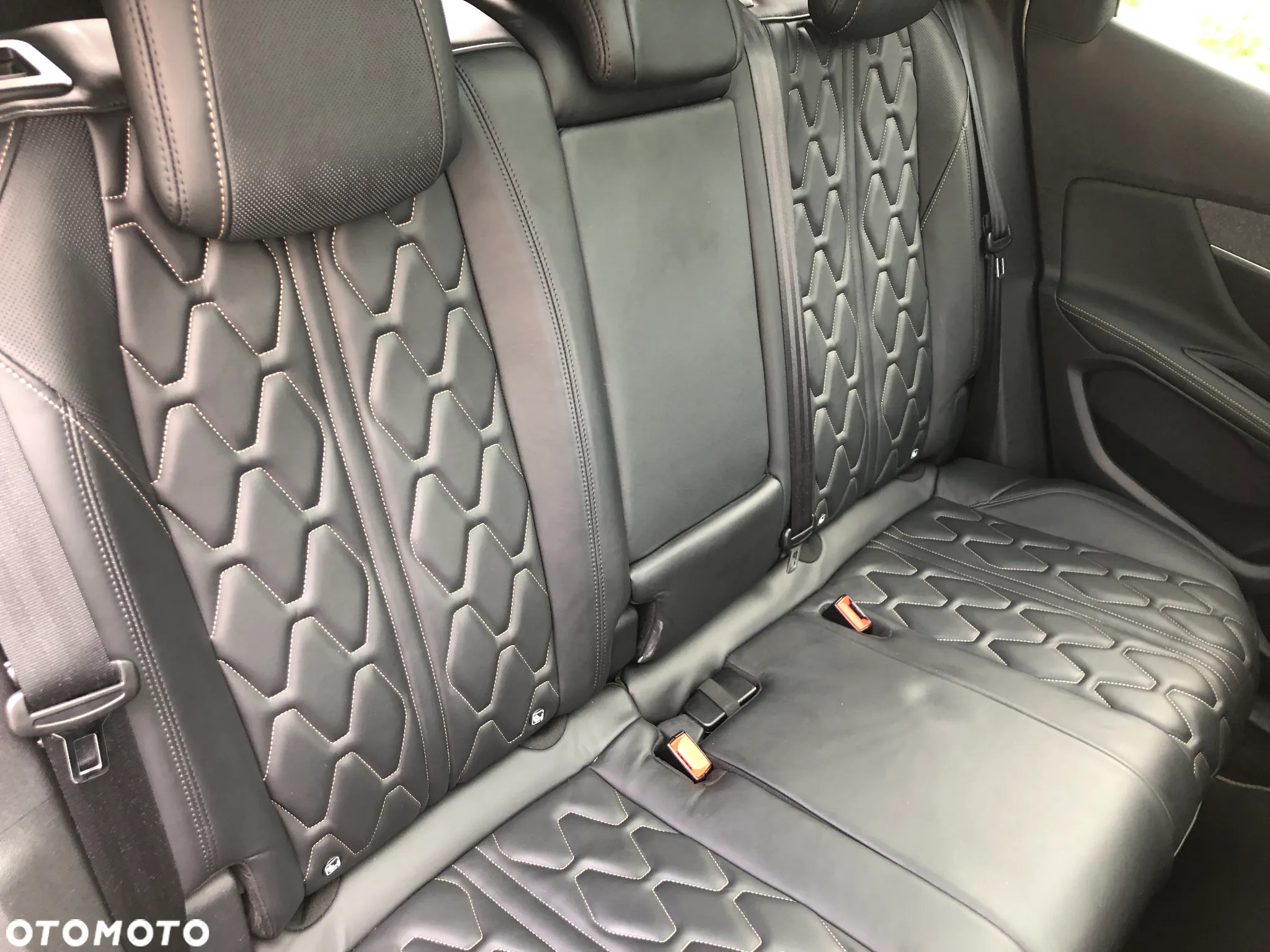 Peugeot 3008 1.5 BlueHDi GT S&S EAT8 - 16