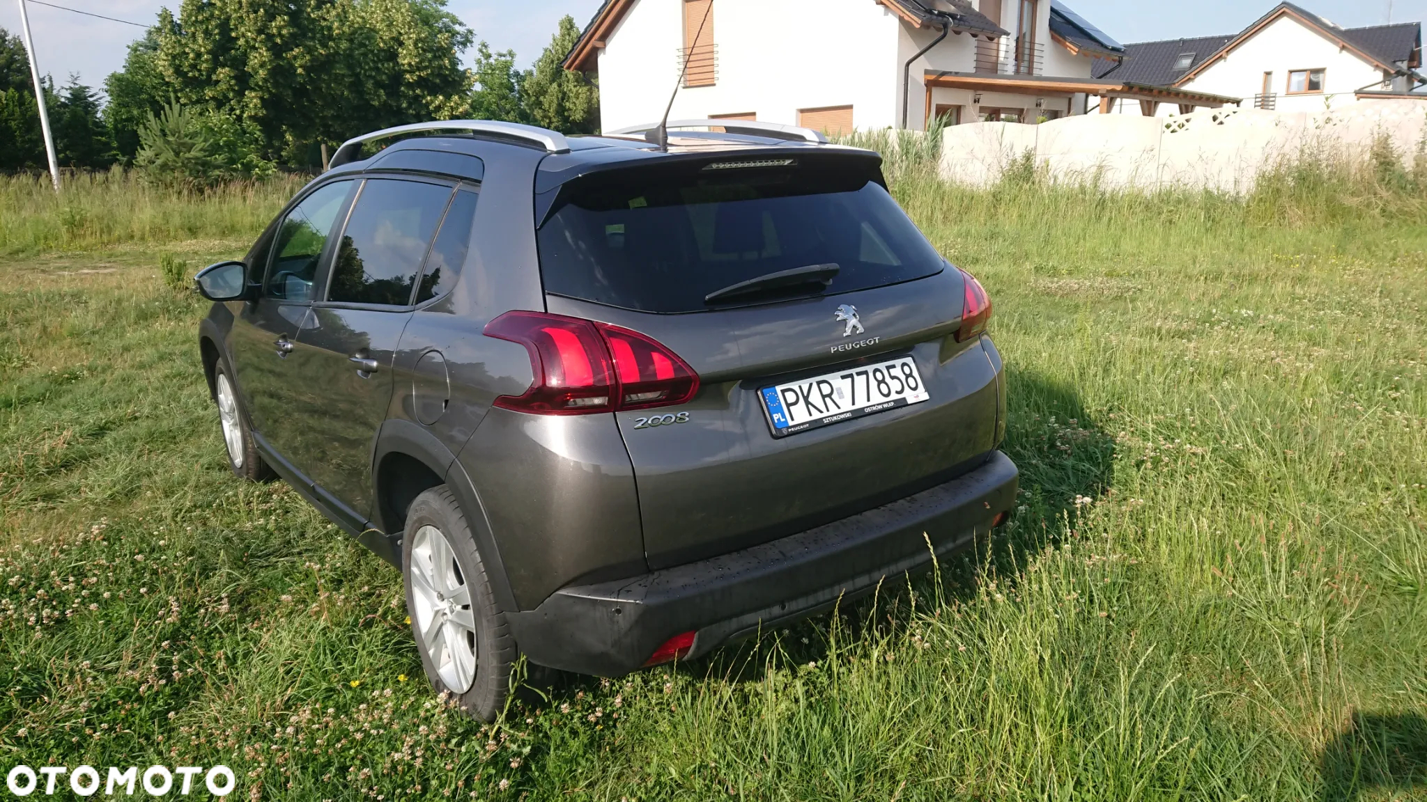 Peugeot 2008 - 7