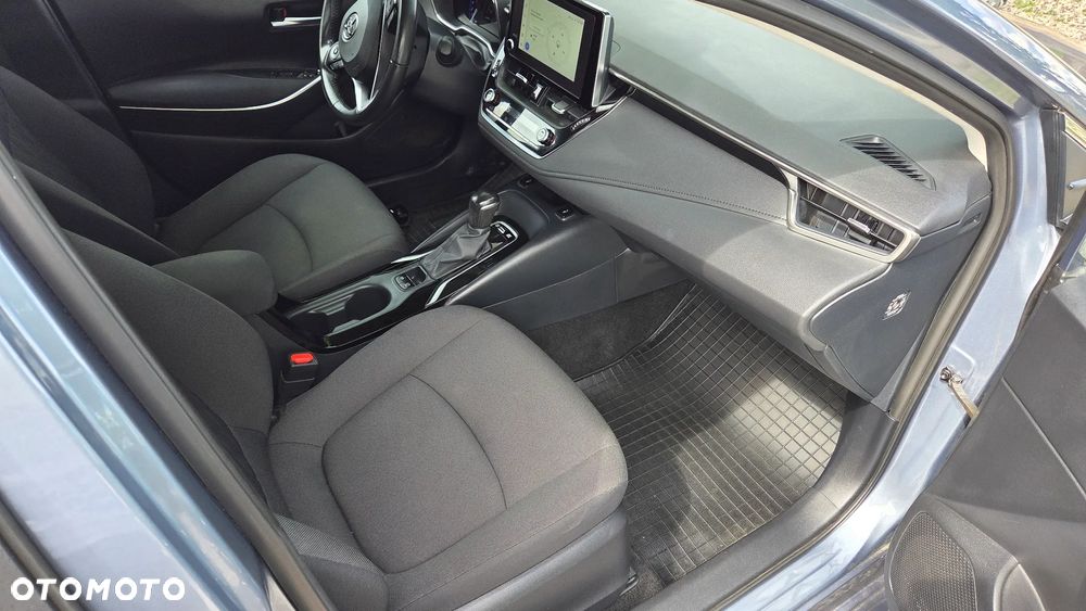 Toyota Corolla 1.8 Hybrid Executive - 12