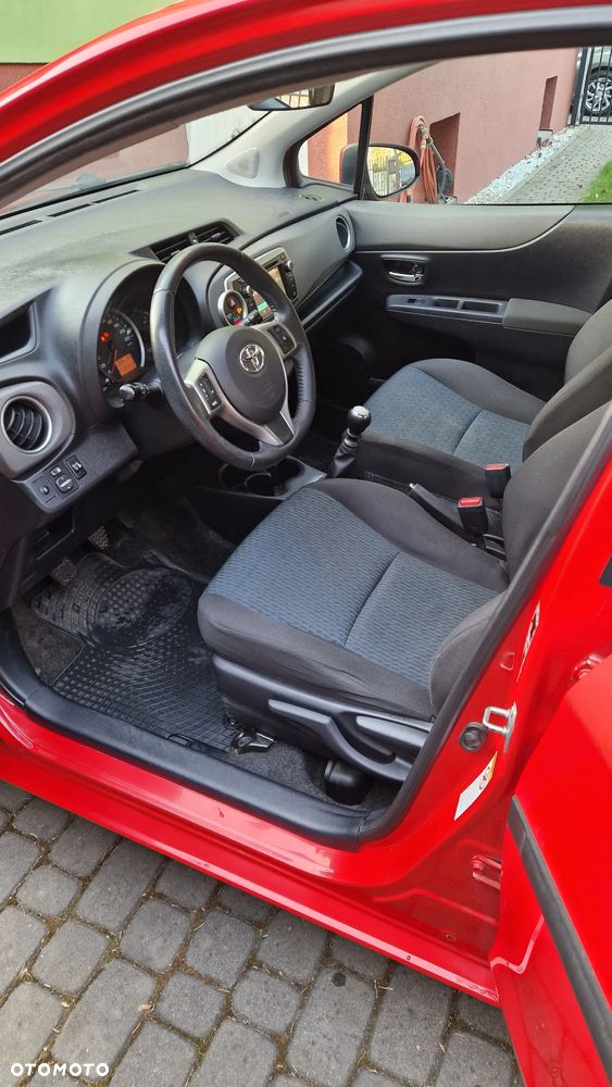 Toyota Yaris 1.33 Premium - 7