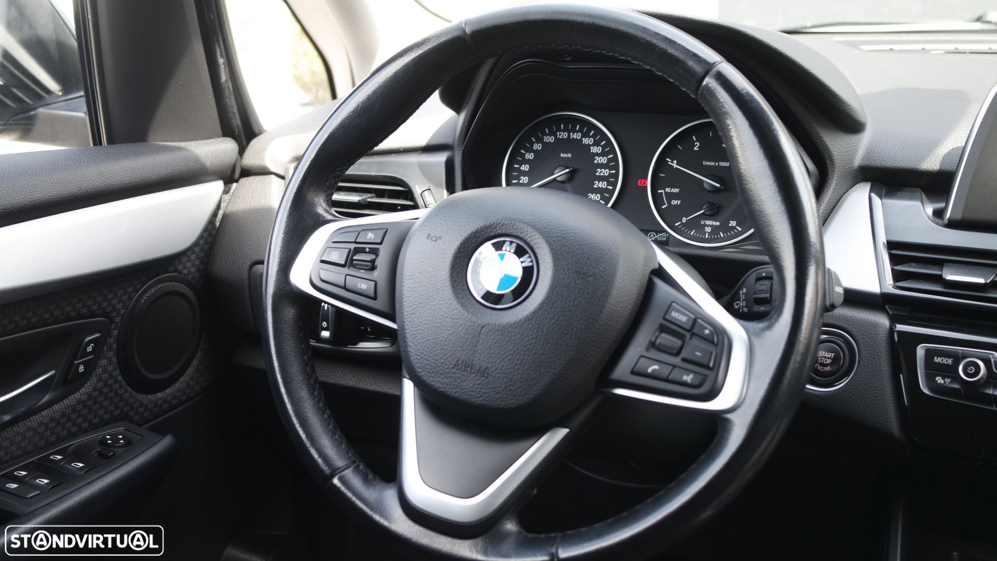 BMW 216 Gran Tourer - 21