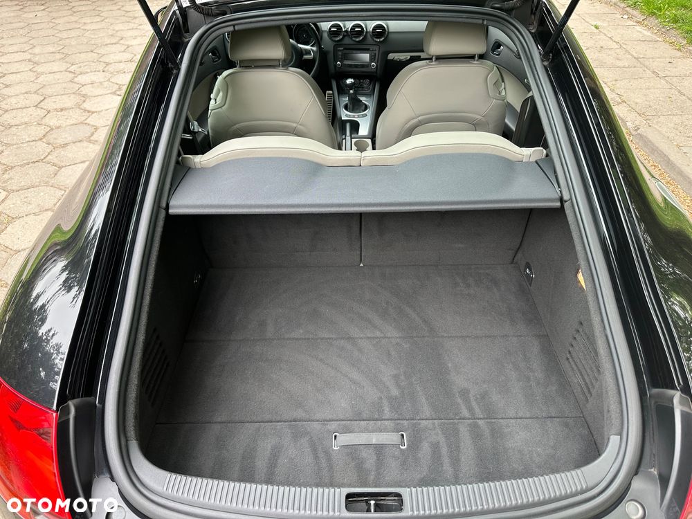 Audi TT Coupé - 19