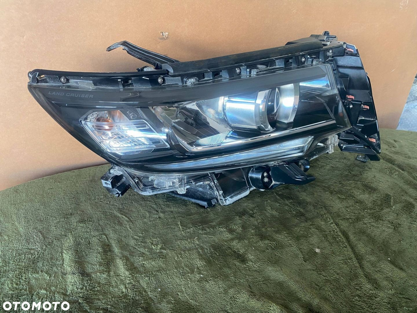 Komplet lamp Toyota Land Cruiser 150 lampa prawa i lewa - 6