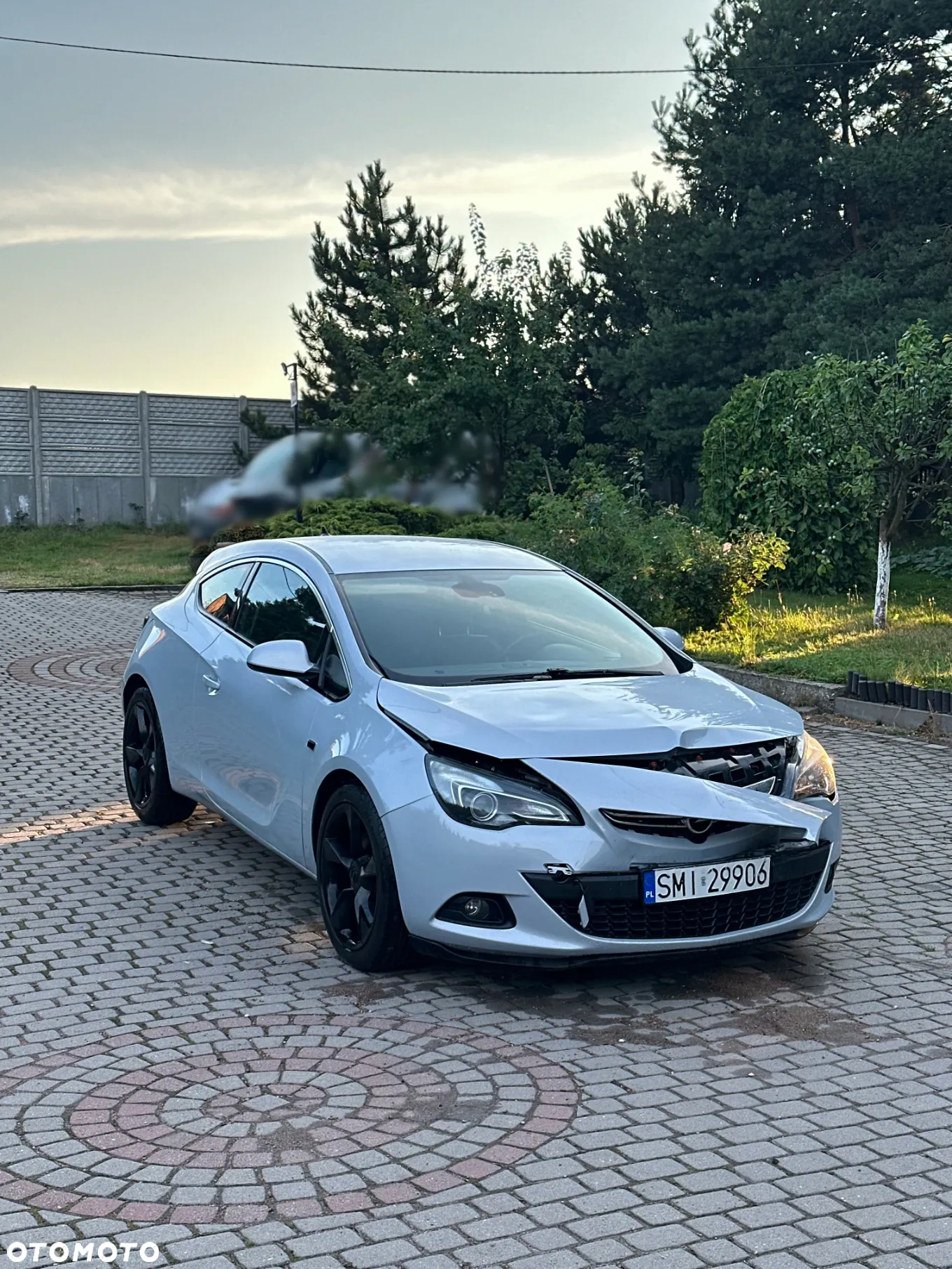 Opel Astra GTC 2.0 CDTI ecoFLEX Start/Stop Active - 2
