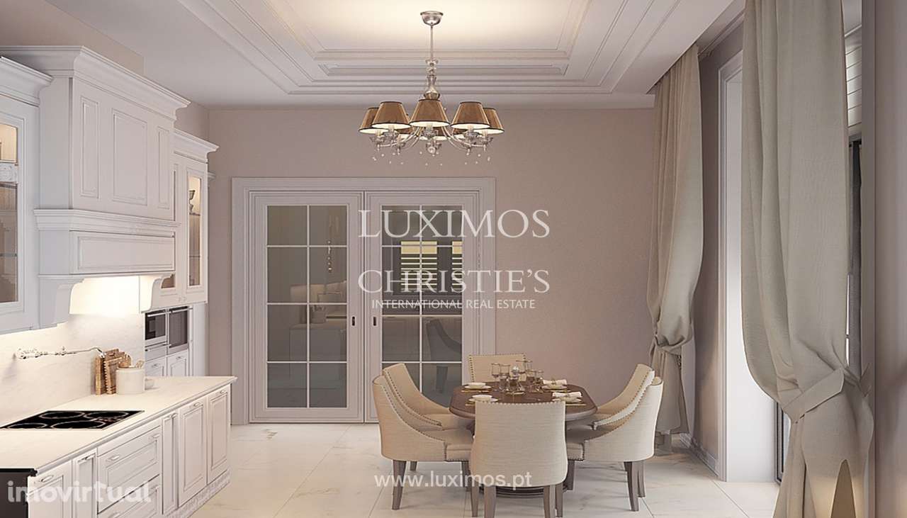 Moradia V4 com piscina, para venda, em Alvor, Algarve - Grande imagem: 4/34