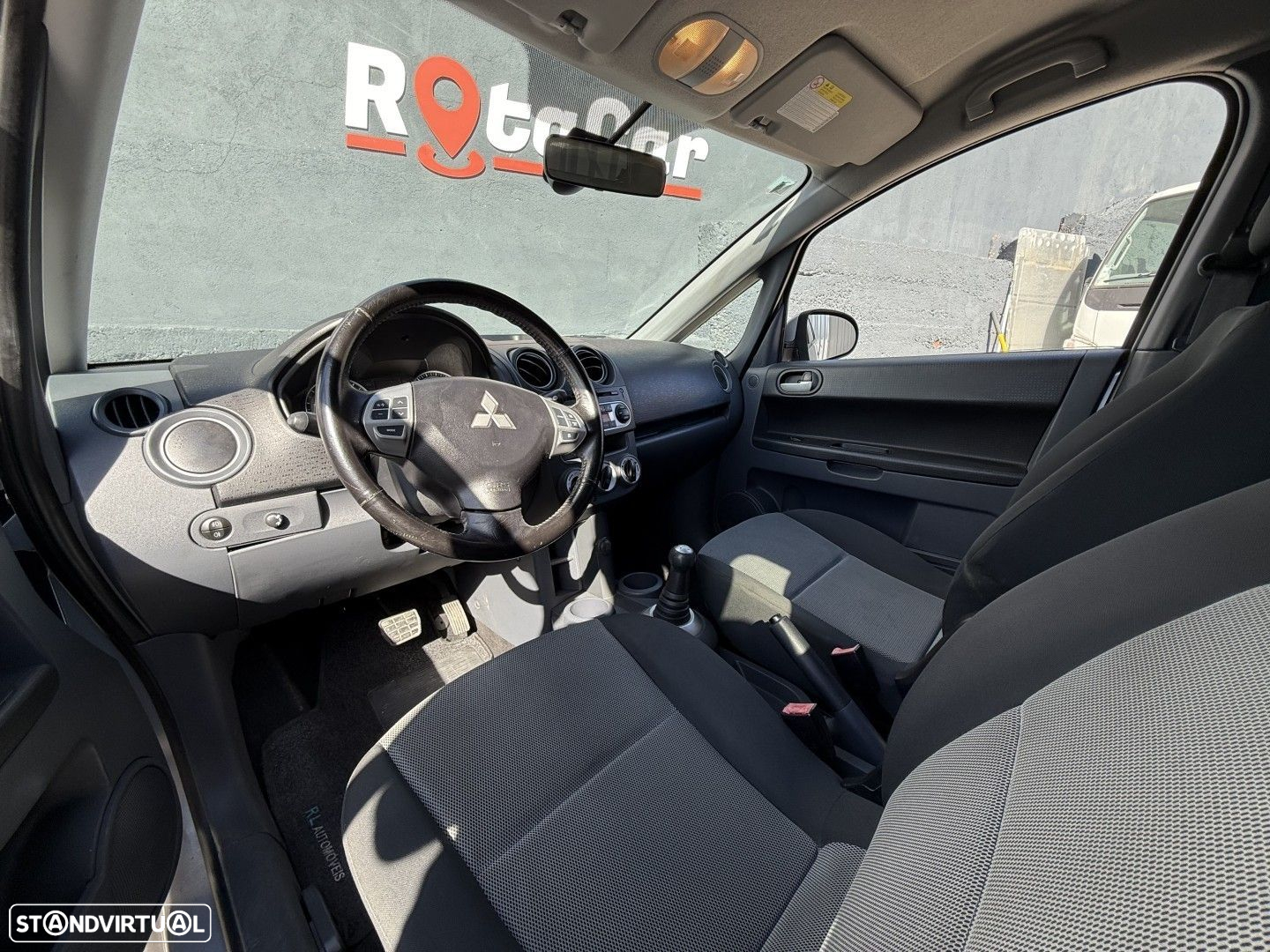 Mitsubishi Colt 1.3 Intense CA - 13