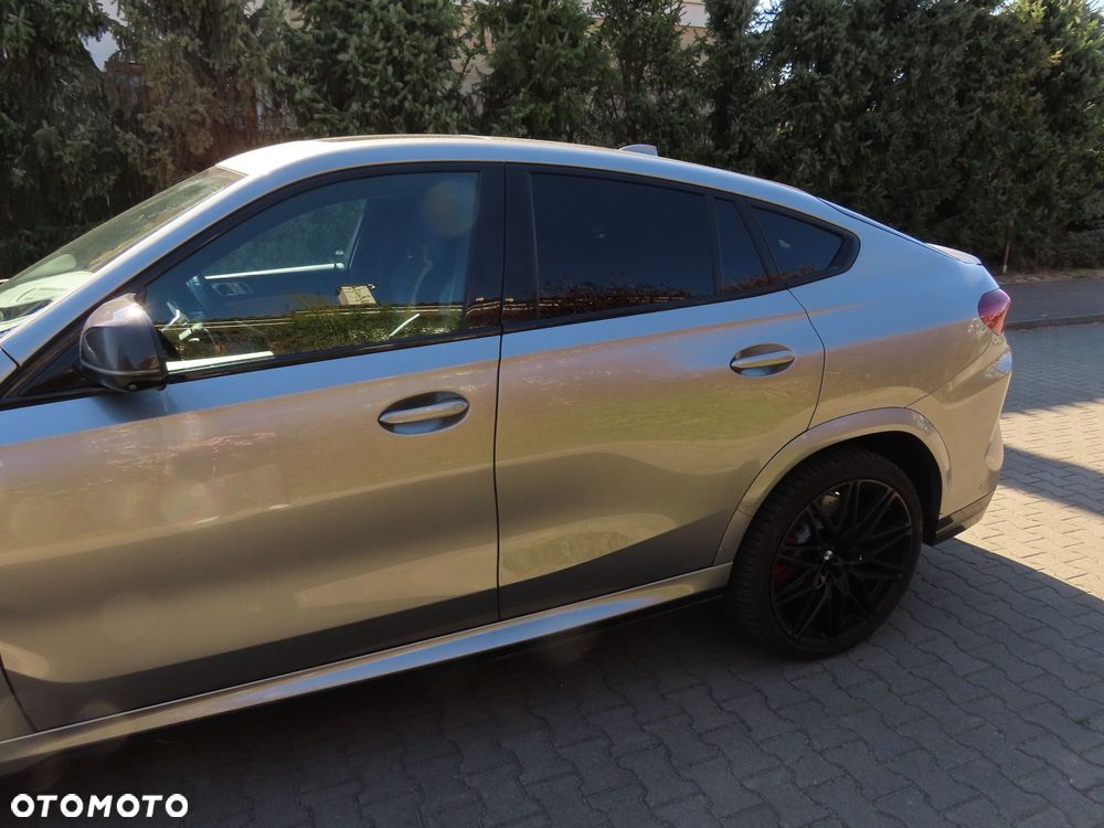 BMW X6M - 26