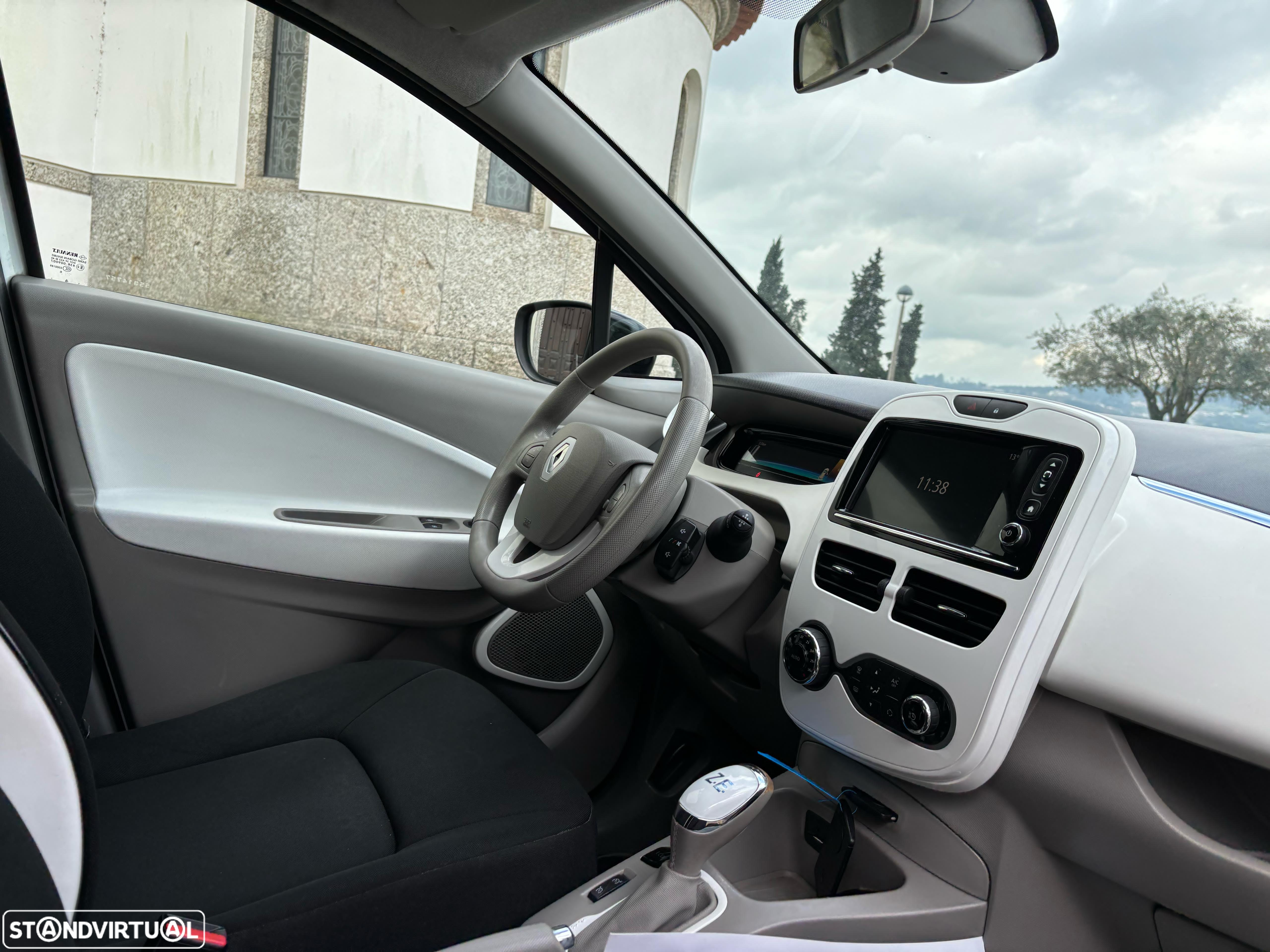 Renault Zoe (c/ Bateria) 22 kwh Life - 8