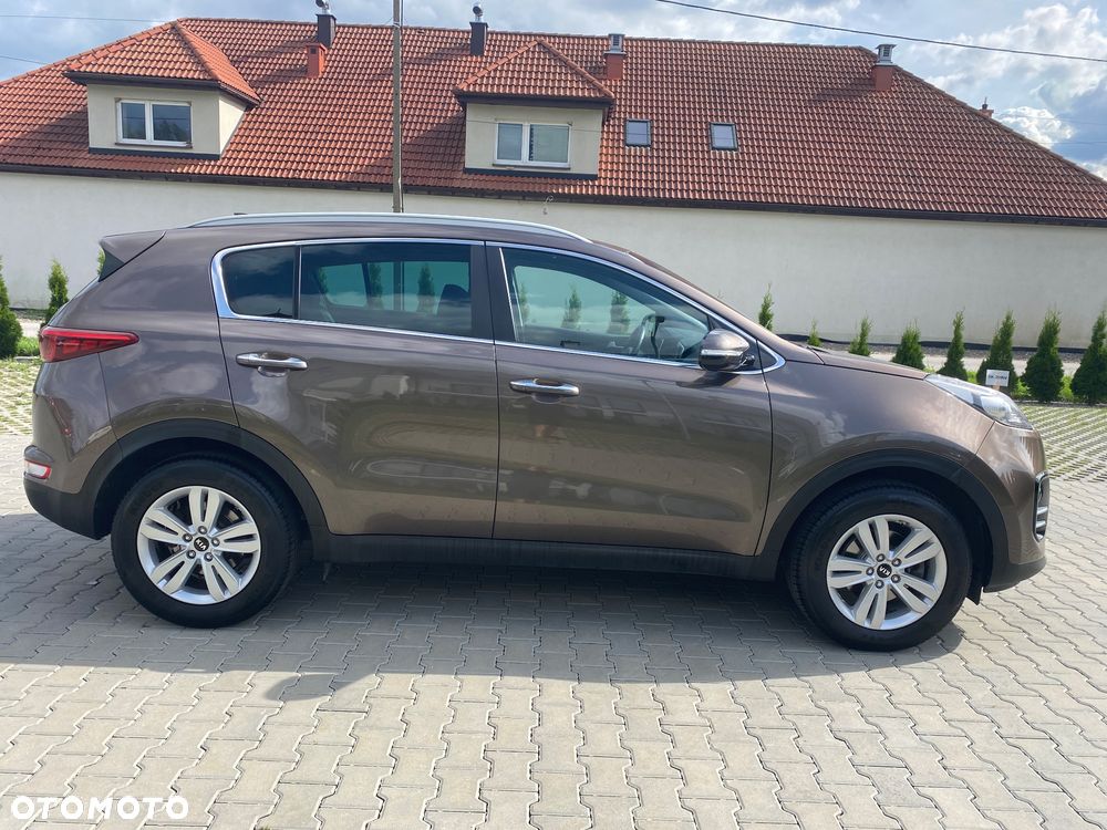Kia Sportage 1.6 GDI 2WD Dream-Team Edition - 4