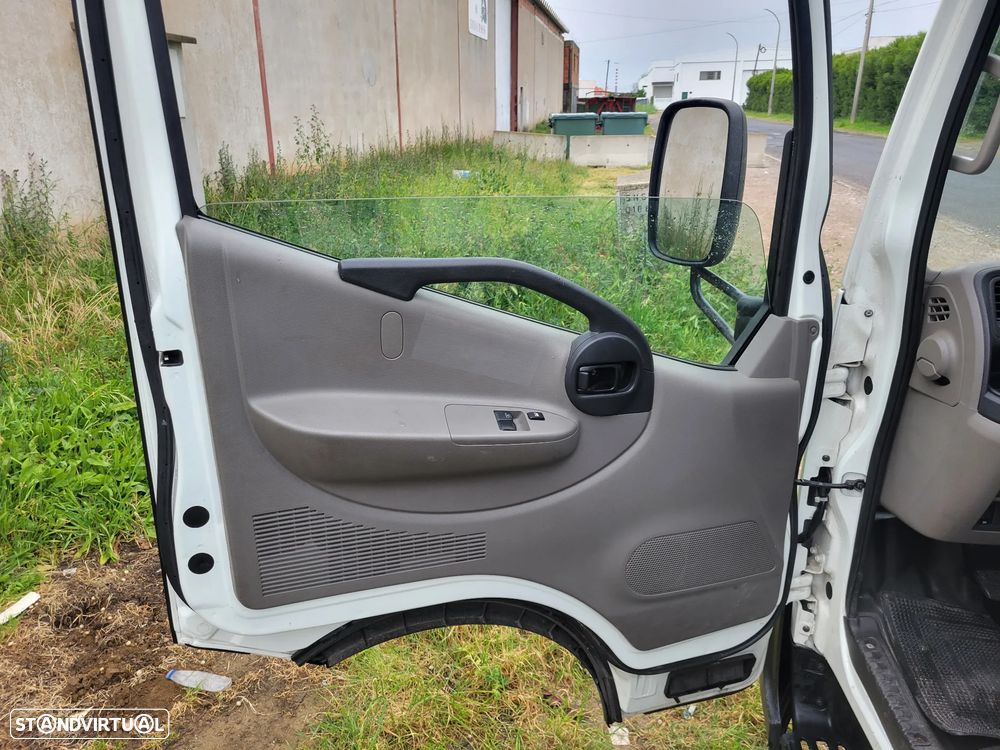 Nissan Cabstar NT400 - 13