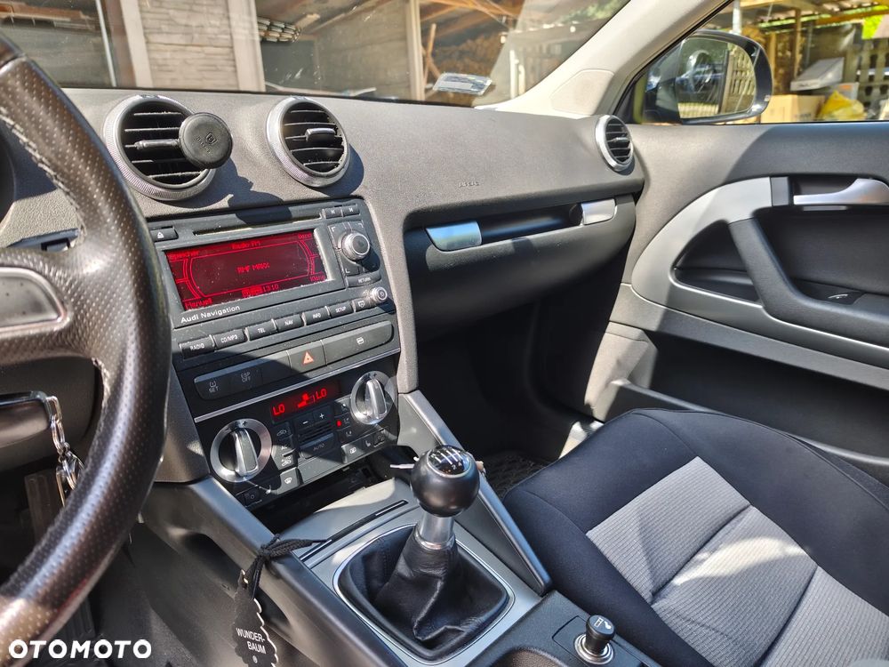 Audi A3 3-drzwiowe 2.0 TDI DPF Ambiente - 13