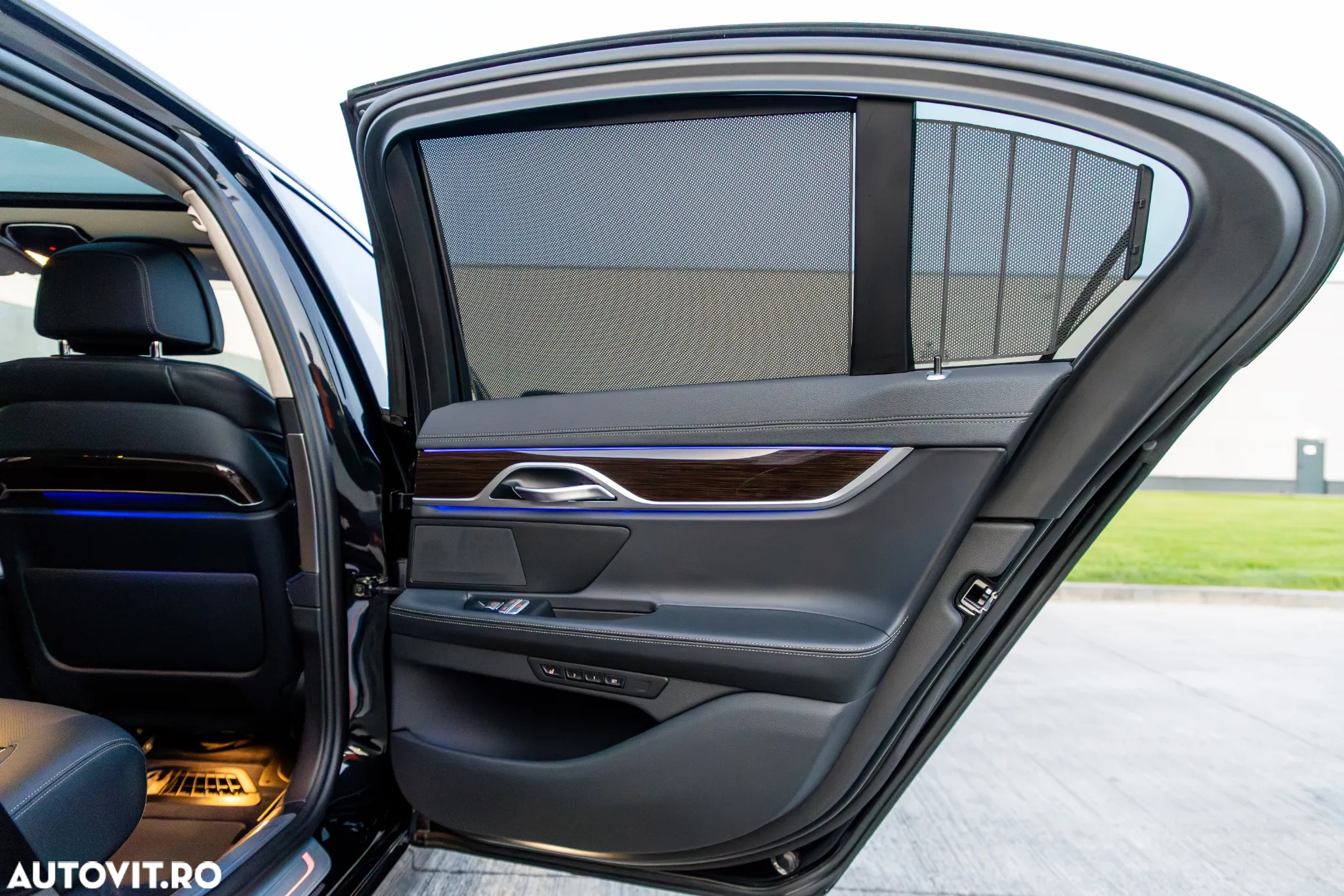 BMW Seria 7 - 21